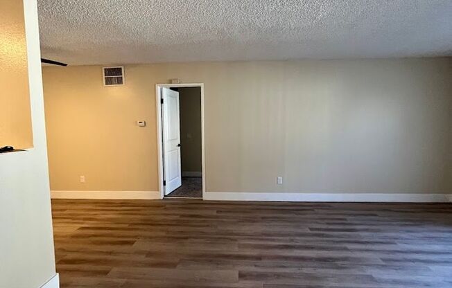 1 bed, 1 bath, 714 sqft, $1,795, Unit 060