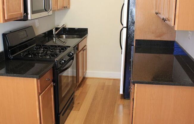 Studio, 1 bath, 530 sqft, $2,095, Unit 601