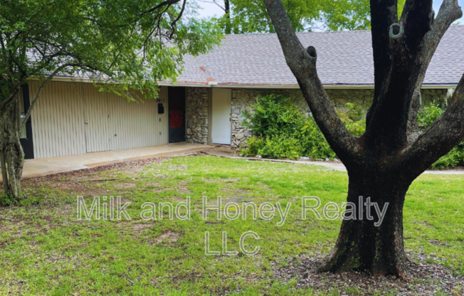 3411 CAMERON CT