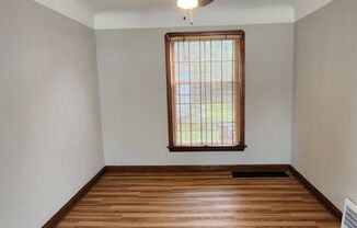 3 beds, 1 bath, $975