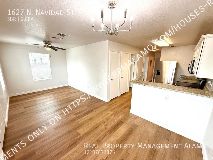 1627 N NAVIDAD ST