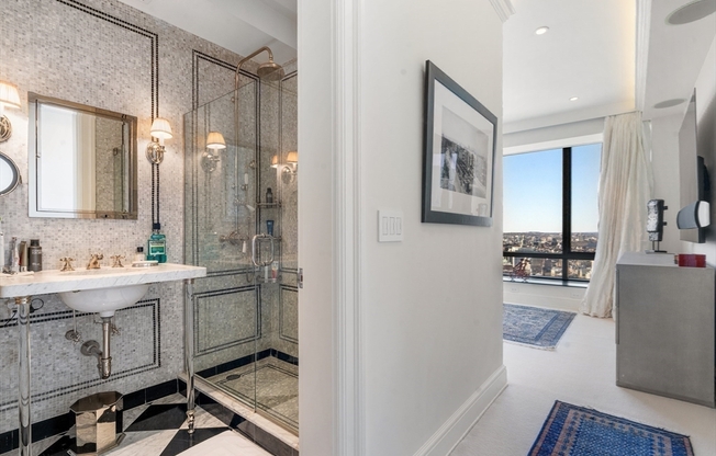 3 beds, 4.5 baths, 3,246 sqft, $35,000, Unit 30E
