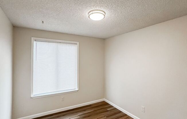 2 beds, 2 baths, 1,096 sqft, $1,525, Unit 1877A