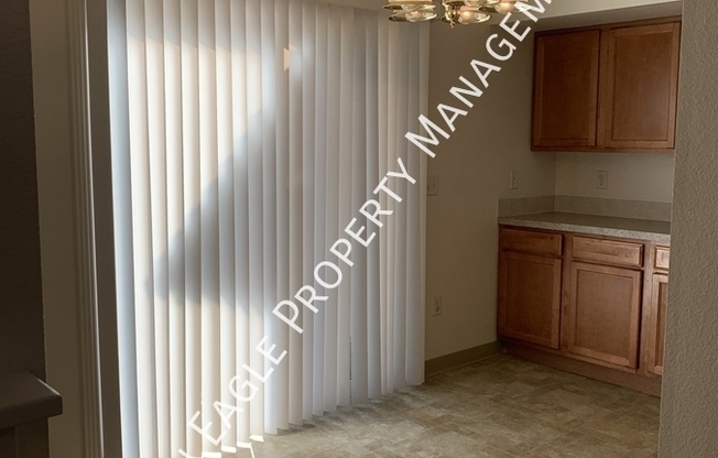 5908 W LN 102
