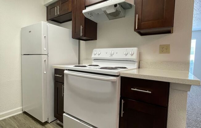 2 beds, 2 baths, 902 sqft, $1,099, Unit 125