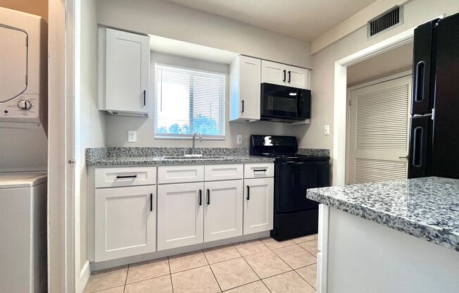 1 bed, 1 bath, 650 sqft, $1,649, Unit 600-317