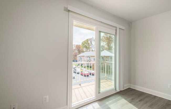 Balcony (2BR, 1BA 765SF)