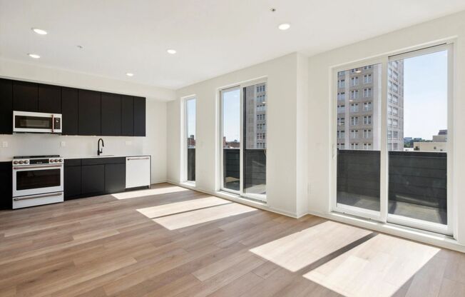 225 N 12th St