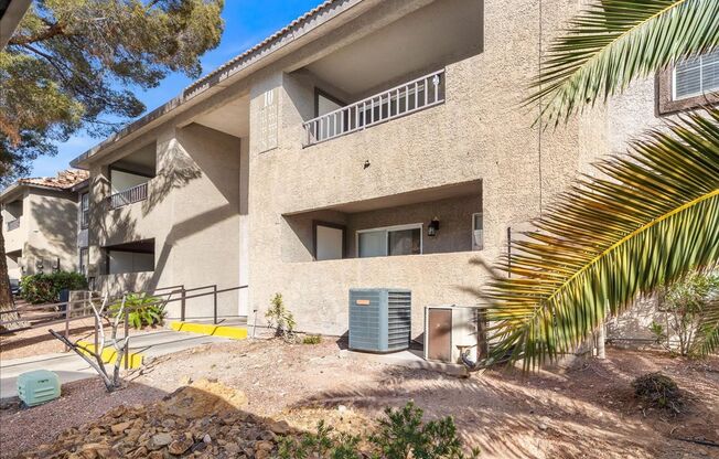 1 bed, 1 bath, $1,050, Unit # 222