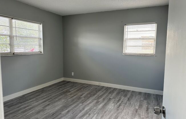 401-407 NW 2nd St Hallandale