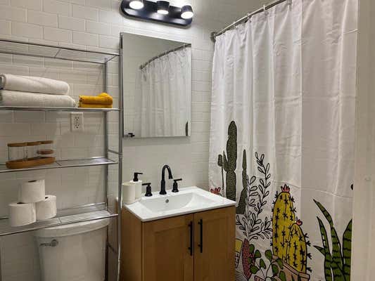 318 E 151 ST