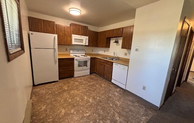 PM 164 Eastview St.