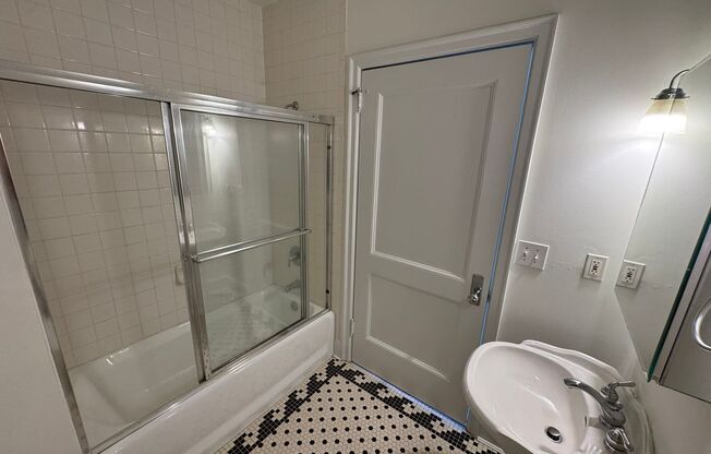 515 N Church Street Unit 303