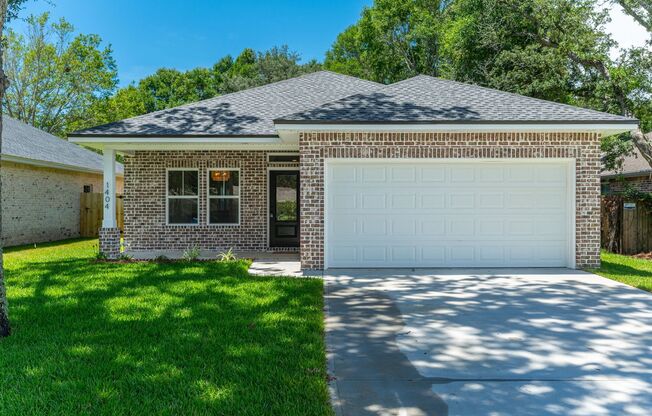 4 Bedroom In Niceville!