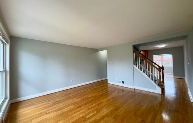 Charming 3Bed/2Bath Apartment in Violetville, MD!