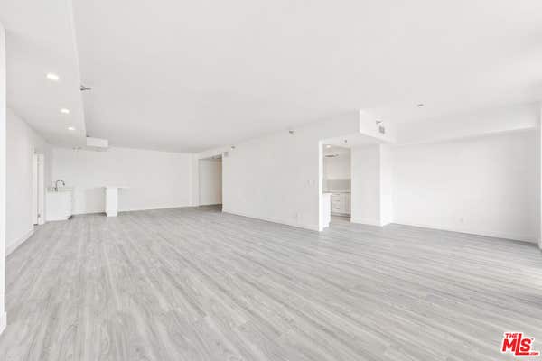 4 beds, 4 baths, 3,714 sqft, $12,950, Unit 1501