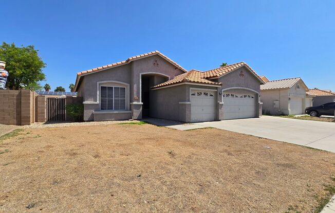 Hard to find a house with POOL & 3 car garage at this price!