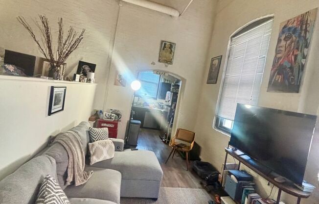 1 bed, 1 bath, 600 sqft, $1,649, Unit 404