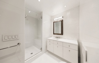 408 E 79 ST