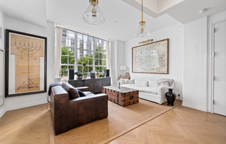 1 bed, 1 bath, 798 sqft, $5,600, Unit C107