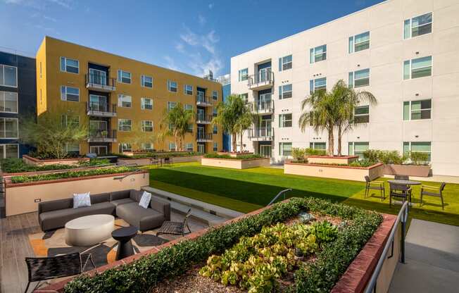 Aston at Gateway 
Brand New Apartments in El Monte, California