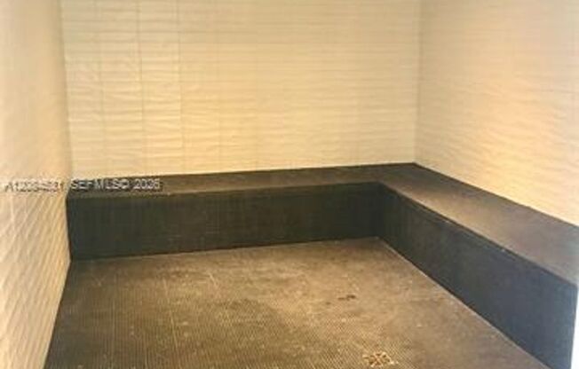 1 bed, 1 bath, $3,200, Unit # 2807