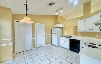 3 beds, 2 baths, $1,675