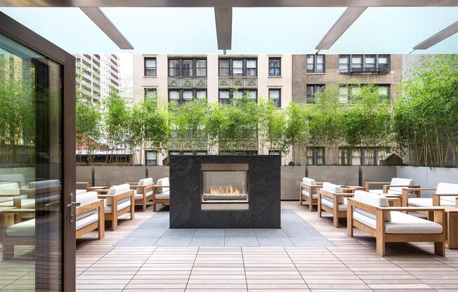 1 bed, 1 bath, $5,550, Unit 45B