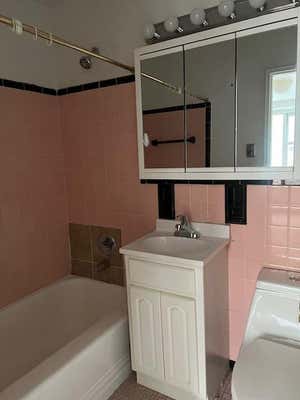 Studio, 1 bath, $1,800, Unit 4S