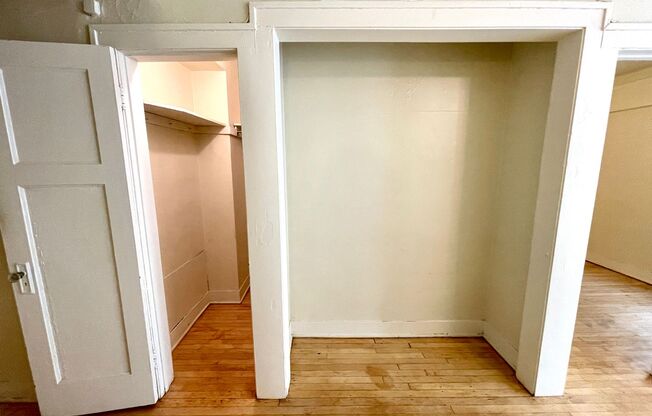 1 bed, 1 bath, $915, Unit 4