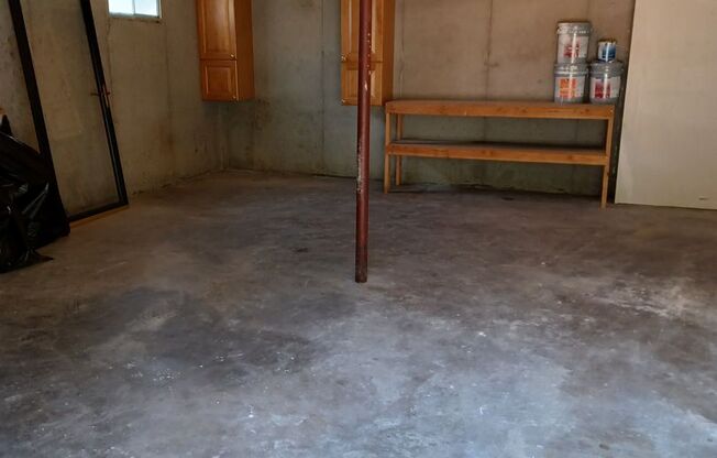 2 beds, 1 bath, 1,300 sqft, $1,679, Unit 7006 N Chas