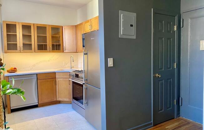 1 bed, 1 bath, 820 sqft, $4,000, Unit 6H