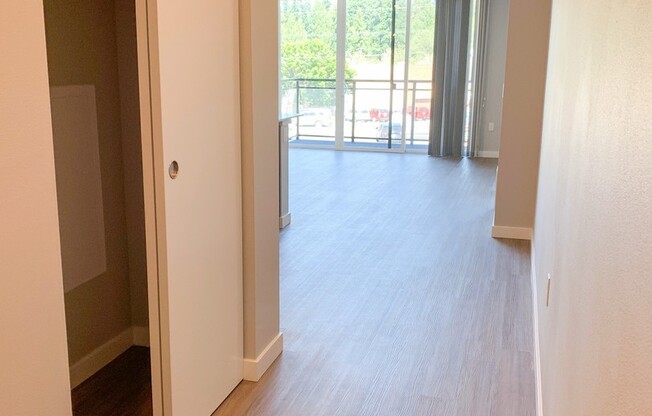 1 bed, 1 bath, 675 sqft, $2,595, Unit 403