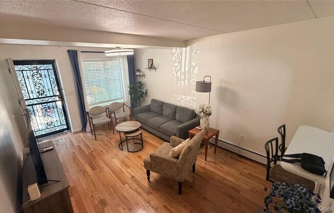 1954 BERGEN ST