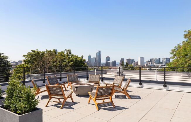 Studio, 1 bath, 435 sqft, $1,595, Unit 402