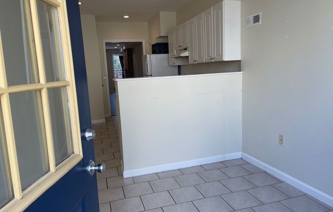 2 beds, 2.5 baths, $1,999