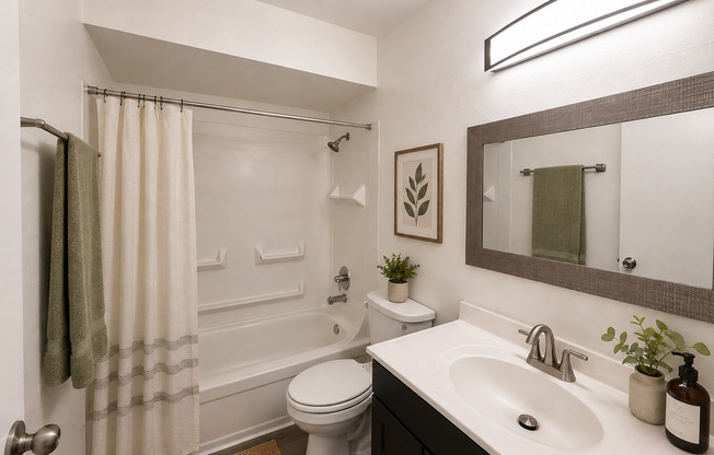 2 beds, 1 bath, 890 sqft, $1,455, Unit 15