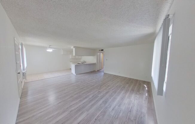 573 N. Tustin Ave