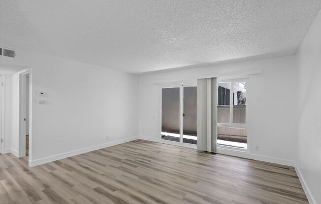 1 bed, 1 bath, 660 sqft, $1,395, Unit 239