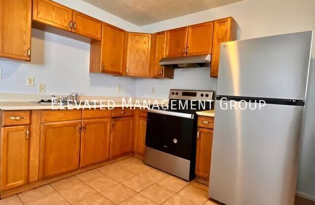 643 ALCAZAR SE
