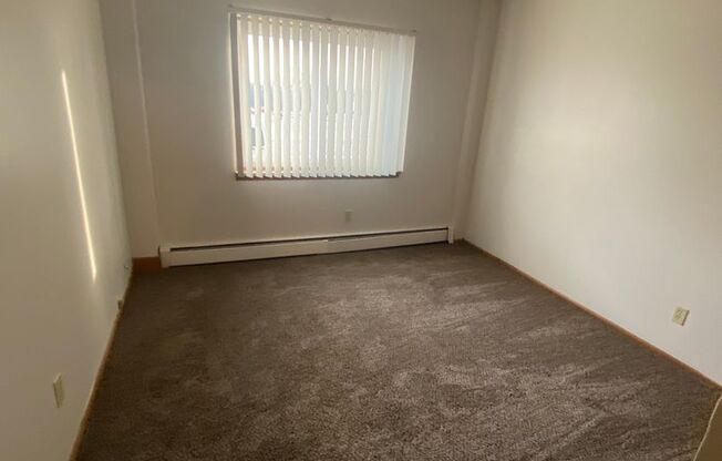 2 beds, 1.5 baths, 963 sqft, $1,299, Unit 5166 A06