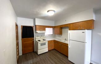 2 beds, 1 bath, $750, Unit Unit 12