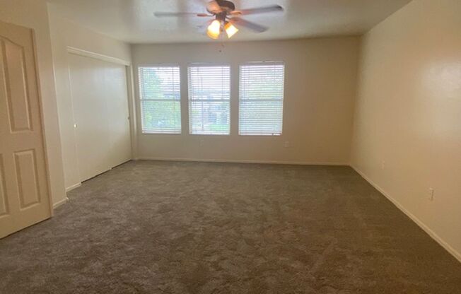 3 beds, 2.5 baths, $2,345