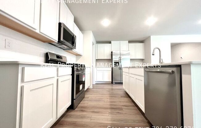 124 DORIAN PL