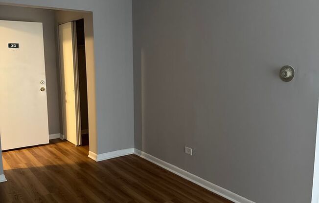 2 beds, 1 bath, $1,650, Unit 726-2D