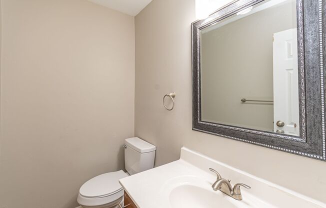 3 beds, 2.5 baths, 1,450 sqft, $2,350, Unit 8218-B (TH)