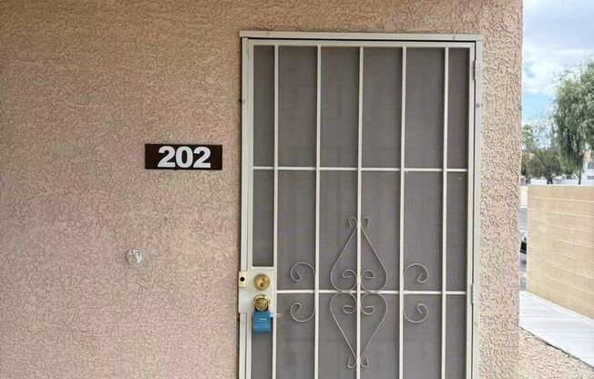 2191 Hussium Hills #202