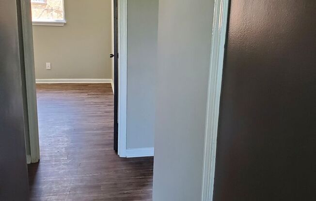 2 beds, 1 bath, 750 sqft, $875