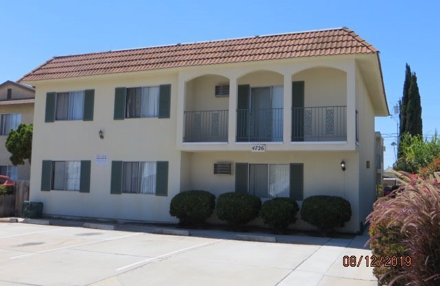 30TH ST (4726)