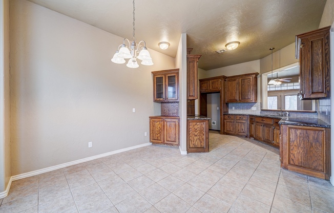 3 beds, 2 baths, $2,095